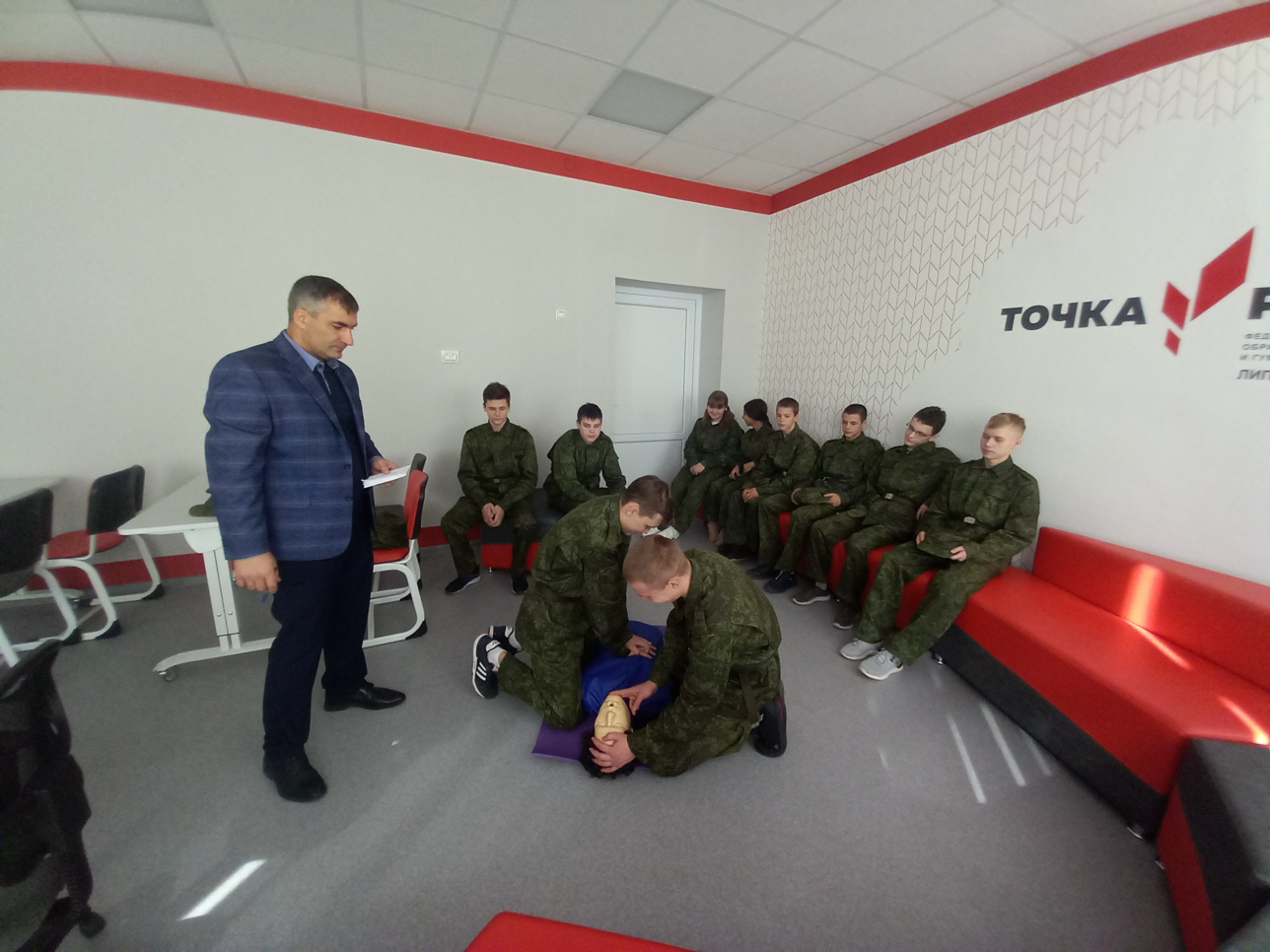 Отработка приемов сердечно-легочной реанимации Отработка приемов сердечно-легочной реанимации.